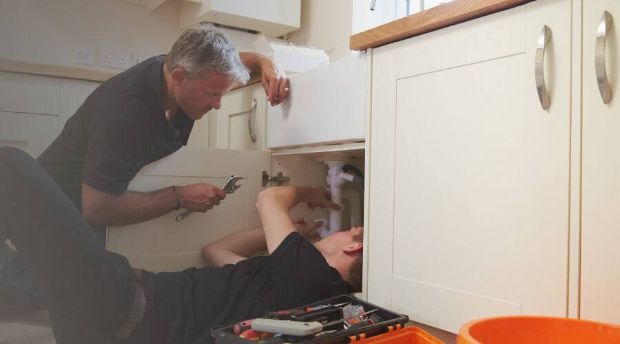 Professional burst pipe repair services in Castana, IA